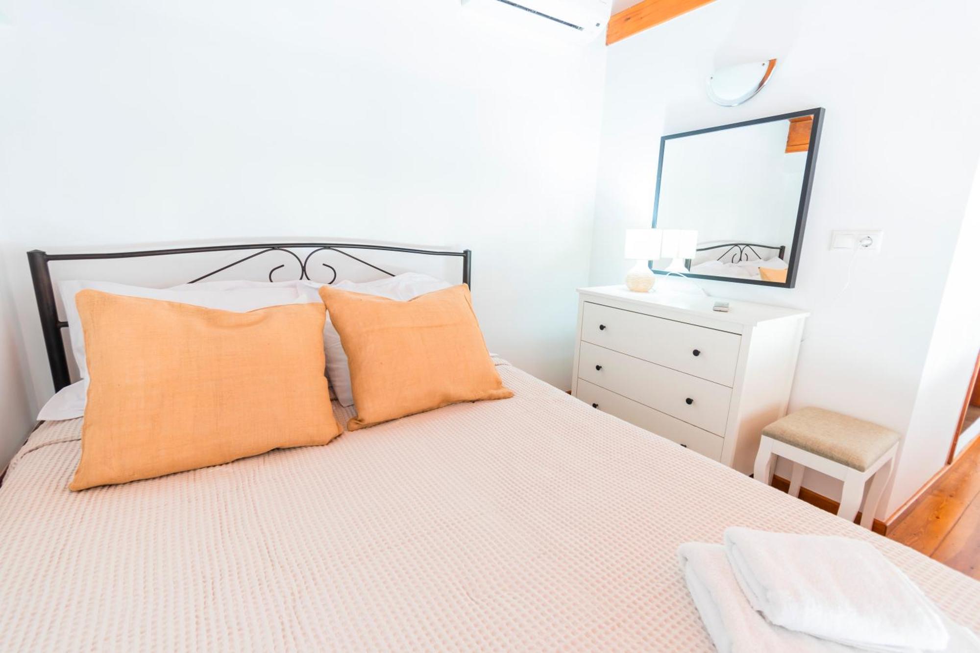 Myrtia Apartment ซีมี ภายนอก รูปภาพ