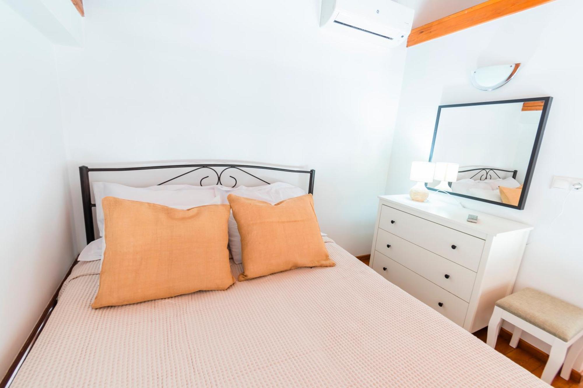 Myrtia Apartment ซีมี ภายนอก รูปภาพ