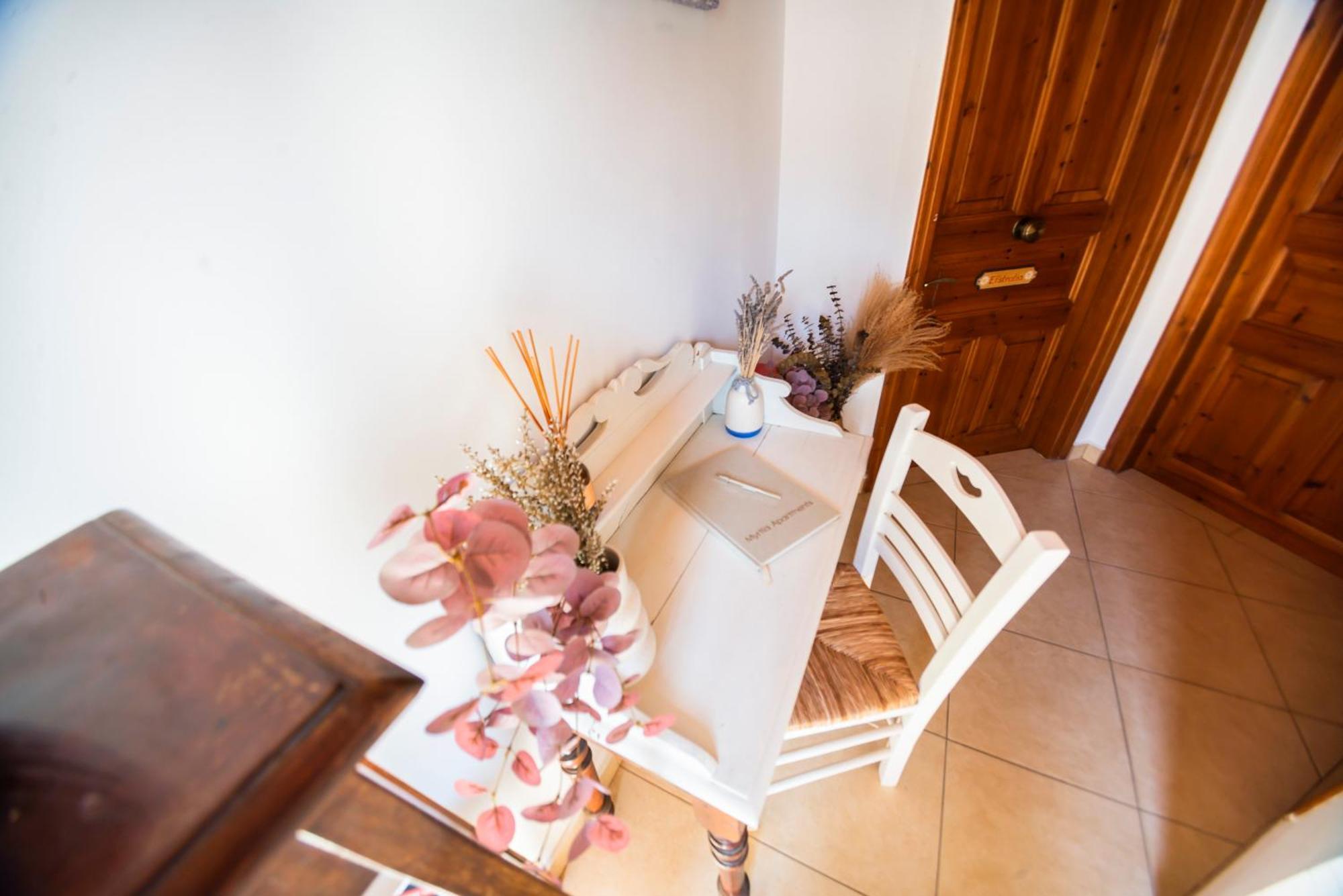 Myrtia Apartment ซีมี ภายนอก รูปภาพ